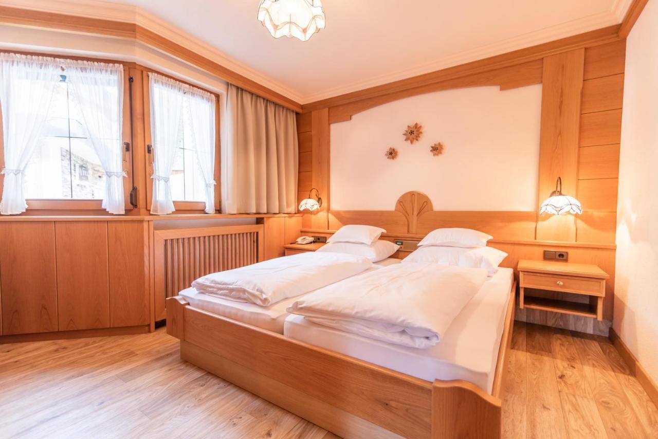 Hotel Garni Apart Tina Ischgl Exterior photo