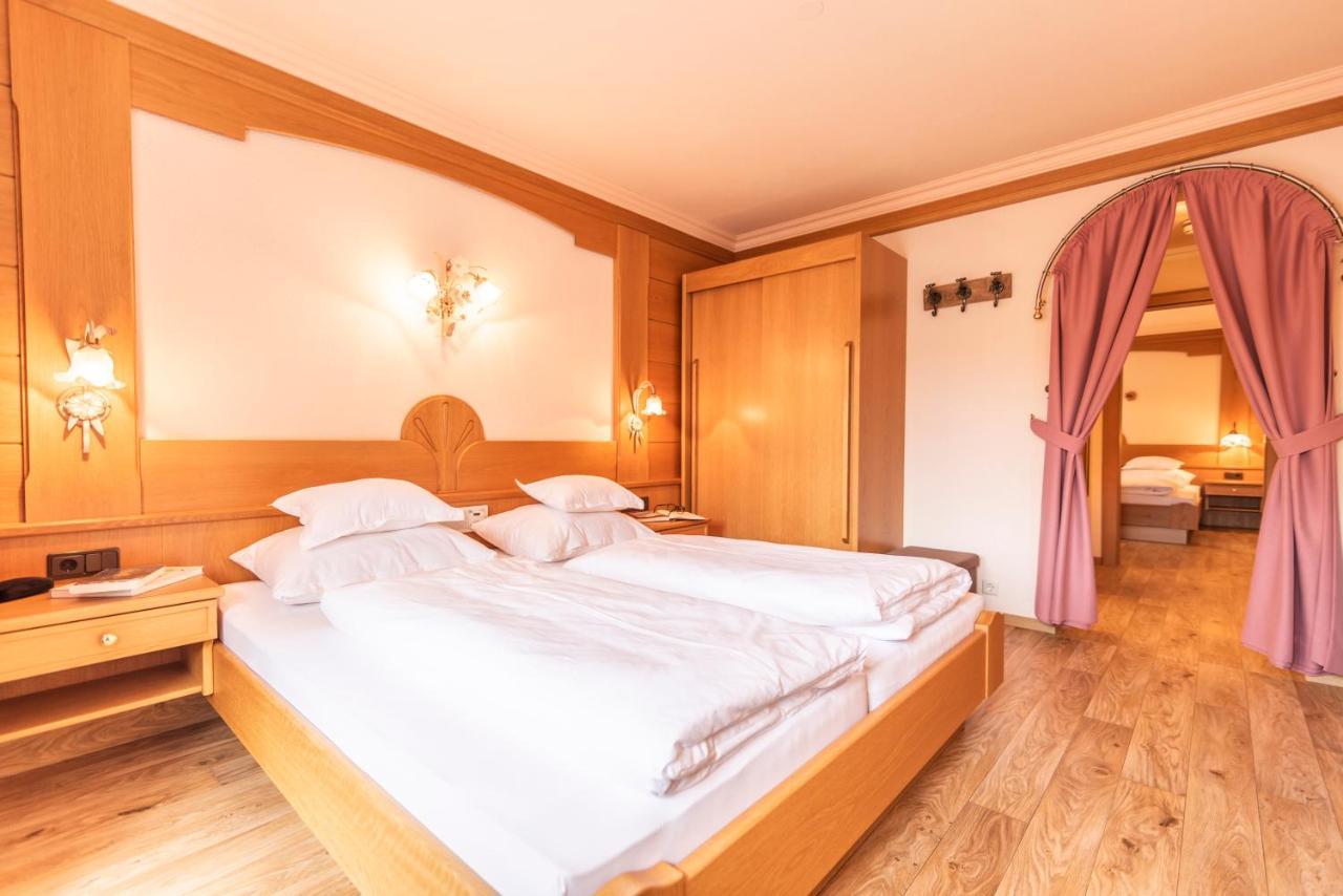 Hotel Garni Apart Tina Ischgl Exterior photo