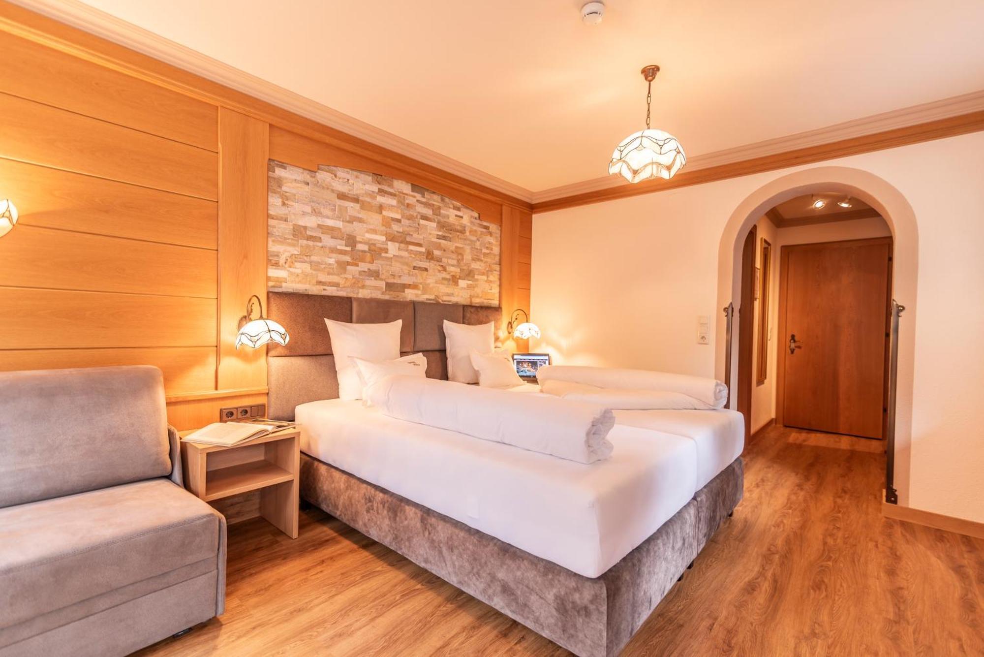 Hotel Garni Apart Tina Ischgl Exterior photo