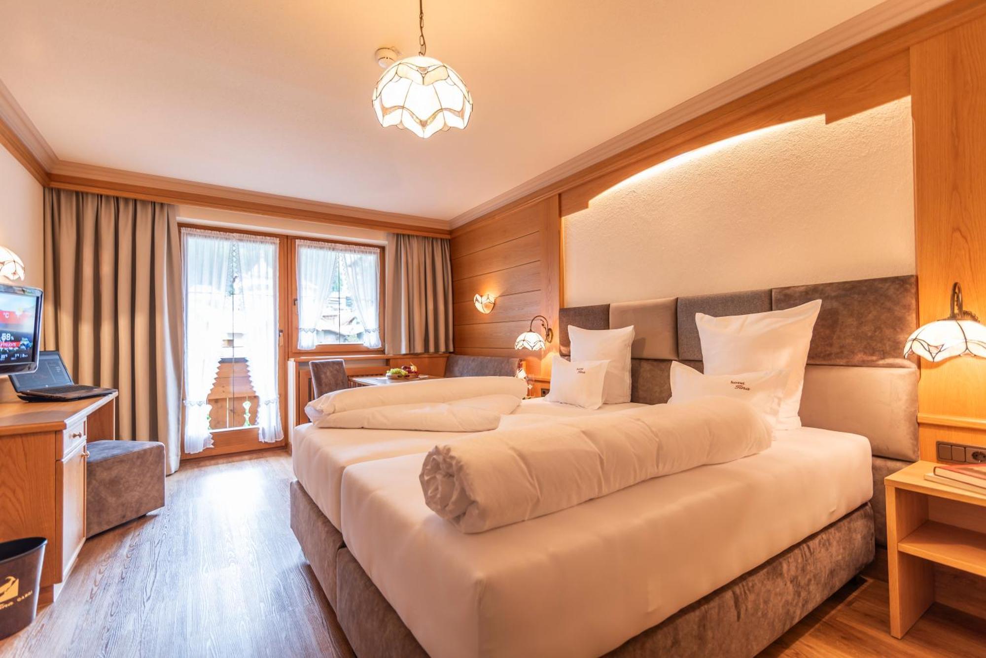 Hotel Garni Apart Tina Ischgl Exterior photo